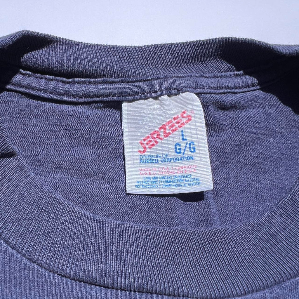 Vintage Stress Happens T-shirt / Large