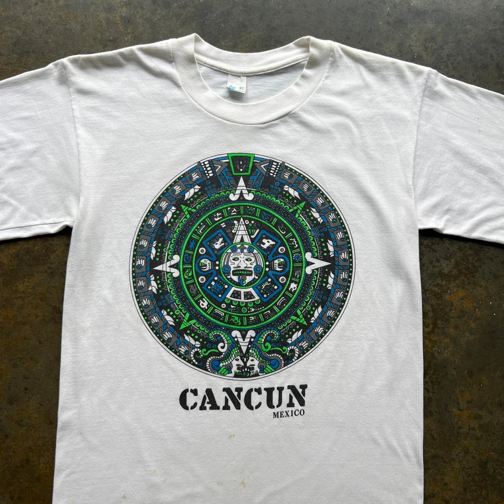 Vintage 90s Cancun Mexico Aztec Calendar Tee / fits like M